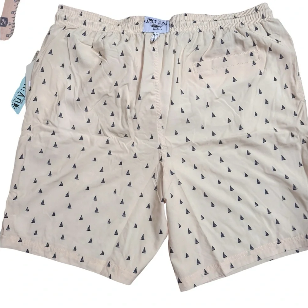 NWT Spicy Tuna XL Light Yellow Sailboat Swim Trunks Drawstring Beach Shorts